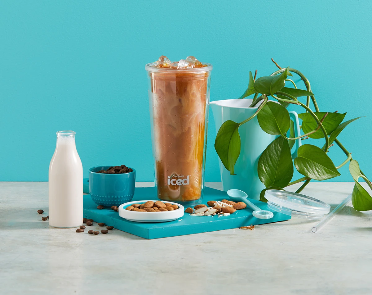 Vanilla Almond Milk Iced Latte