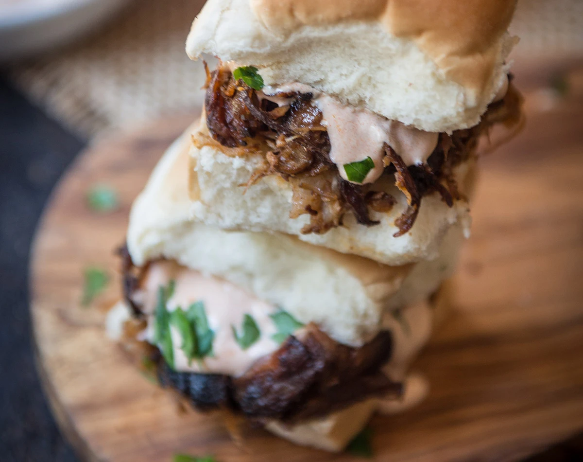 Carnitas Sliders with Chipotle Sour Cream