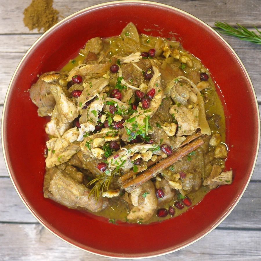 Chicken With Toasted Walnuts and Pomegranate Molasses